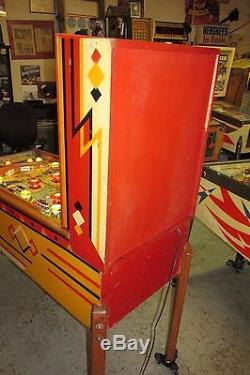 1954 GOTTLIEB LADY LUCK all original & NICE Pinball Girl is going to law school