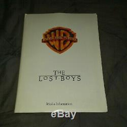1987 THE LOST BOYS Corey Haim Original MOVIE PRESS KIT With (17) Photo's-Rare