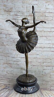 28 Tall Gorgeous Young Ballerina Collectible Movie Memorabilia Bronze Statue