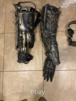 Alita Battle Angel Welcome To Iron city Props