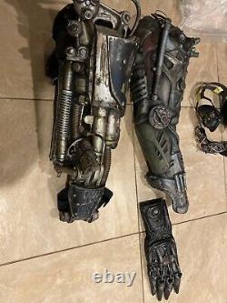 Alita Battle Angel Welcome To Iron city Props