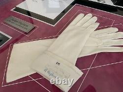 Audrey Hepburn Vintage Production Worn White Leather Gloves WithSigned Photograph