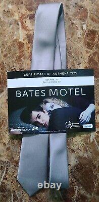 BATES MOTEL Norman/Freddie Highmore Tie withStudio COA