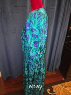 Betty White Owned & Worn 80's Silk Print Adrianna Pappell Golden Girls Costumer