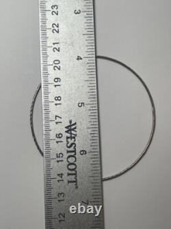 CATE BLANCHETT ORIGINAL'THE SHIPPING NEWS' Thin Silver Color Bangle