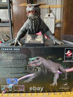 Chronicle Collectibles Ghostbusters Terror Dog SIGNED EDITION