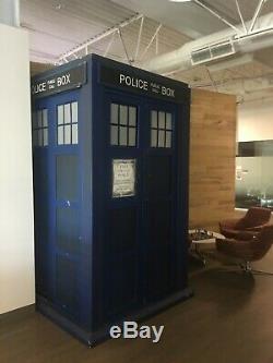 Doctor Who Life-Size Wooden Tardis Whovian Booth British Good Condition