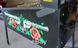 Guns N' Roses Pin Ball machine