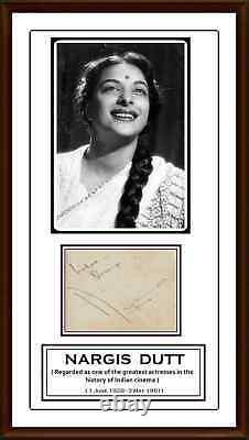 Hand Signed Autograph of Legendary Bolywood actress Nargis Dutt