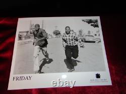 Hip Hop Memorabilia Movie FRIDAY Smokey & Craig run Photo 1994 Vintage RARE