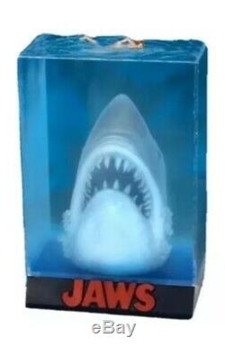 JAWS Movie Poster Statue PREORDER