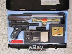 James Bond 007 Attache Case Gun / Rifle Set 1965 All Original Vintage Toy