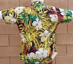 Jim Carrey Screen Worn Hawaiian shirt Ace Ventura hero prop wardrobe