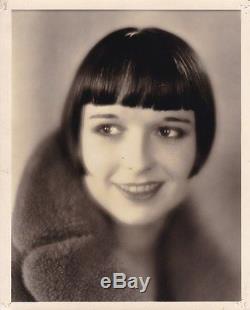 LOUISE BROOKS Beautiful ORIGINAL Vintage 1920s RICHEE Stamped Portrait Photo
