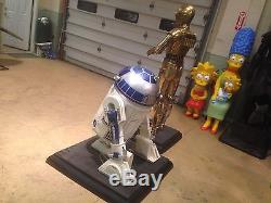 Life Size Star Wars SideShow R2D2 And C3P0 Full Size Prop Statues