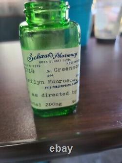 Marilyn Monroe Owned & Used glass RX bottle with top from Secretary May Reis