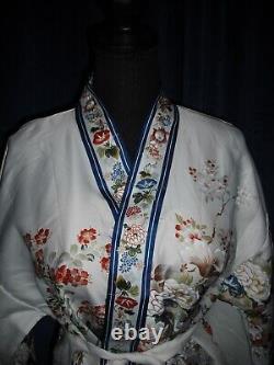 Marilyn Monroe Owned Worn 50's Blue & White Silk Kimono friend Sydney Guilaroff