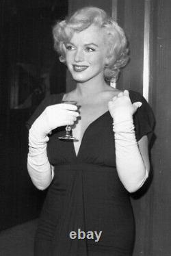 Marilyn Monroe Pre Owned by Marilyn Collectibles Memorabilia Film Prop