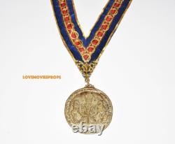 Mirror Mirror Gold Medallion Prop Necklace Lily Collins Snow White Julia Roberts