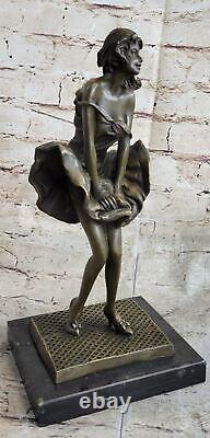 Movie Memorabilia Iconic Figurine Famous Hollywood Actress Bronze Sculpture Sale