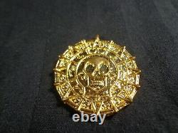 PIRATES OF THE CARIBBEAN Authentic Official FILM PROP GOLD HOARD COIN & CRT