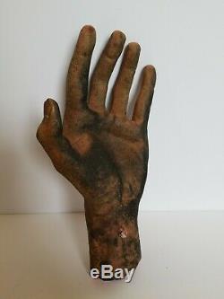 Rob Zombie HOUSE OF 1000 CORPSES Severed Hand screen-used movie prop Horror Sign