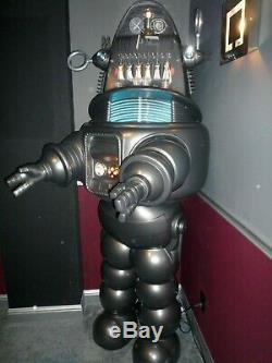 Robby the Robot Life-Size 11 Replica from Original Molds Forbidden Planet