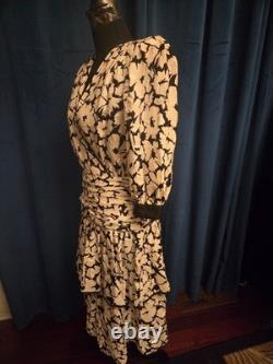 RueMcclanahan Owned & Worn 80's silk dress from Golden Girls Costumer