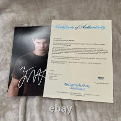 Twilight movie memorabilia Signed 8x10 Photos