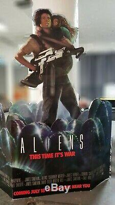 Vintage RARE 1986 ALIENS RIPLEY NEWT Cardboard Lobby Standee SIGOURNEY CAMERON