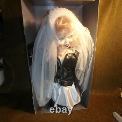 Vintage Tiffany 1998 Bride Of Chucky Doll Movie Collectible 24 Spencer Gifts